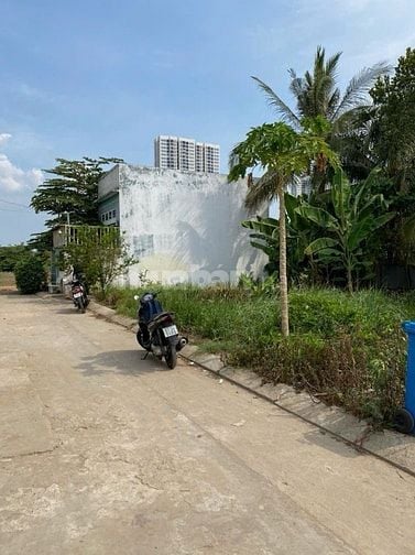 Bán đất tại Long Thạnh Mỹ, 2,95 tỷ, 54 m2, view đẹp hàng hiếm