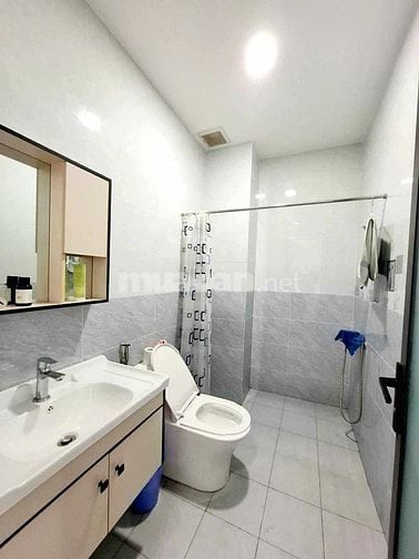 Bán nhà Bình Trị Đông, Bình Tân,4 lầu. 80m2 
5PN , HXH tuyệt đẹp chỉ