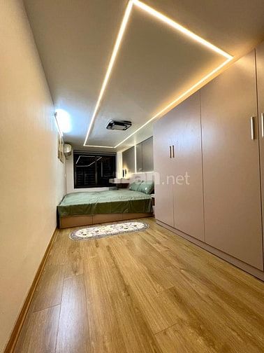 bán nhanh căn nhà nhỏ gọn DT 20m2/1ty650, còn bớt ,hẻm oto , gầnBV