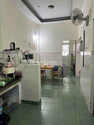 cần bán gấp căn nhà 183m2 ở Củ Chi giá 630 triệu.SHR