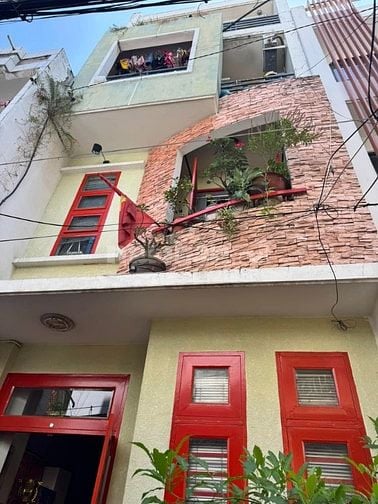 Bán nhà Huỳnh Văn Bánh Phú Nhuận 52m2 (4x13m) 4 tầng 4PN chỉ 8 tỷ x tl