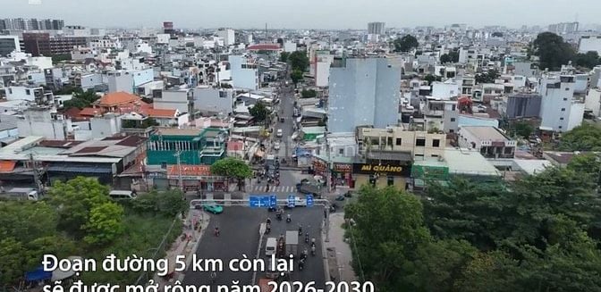 Nhà Dt 4*15m,nhà 1 xẹt.Kế bên siêu thị AEOMALL- Khu Celadonciti