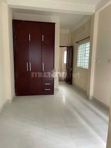 Cho thuê nhà 327/2a nguyễn tiểu la, phường 6, quận 10           