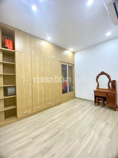 Cho thuê nhà mới đẹp đủ tiện nghi HXH Tân Sơn Nhì