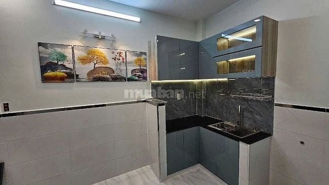 Hẻm Ô Tô Bà Hom, vừa ở vừa kinh doanh, 3 tầng 2WC 3WC chỉ 2.85 tỷ Tl 