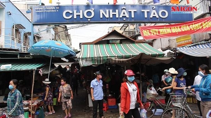 Nhà mặt tiền kinh doanh ngay chợ Nhật Tảo