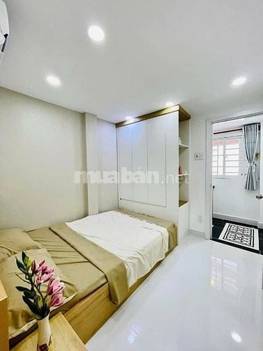 Bán Nhà Bến Vân Đồn, Quận 4. 40m2/1ty440. Đang cho thuê 8 triệu/ tháng