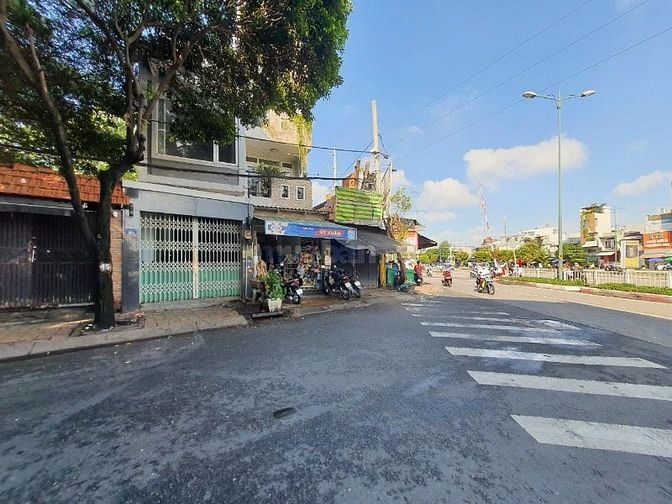Bán nhà Mặt tiền Nguyễn Bỉnh Khiêm 15 x 30m 439m2 đất xây được 1 hầm 9