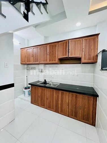 THANH LÝ BÁN GẤP NHÀ NGUYỄN HỮU HÀO, QUẬN 4 - 36m2 - 1ty540. Hẻm 6m