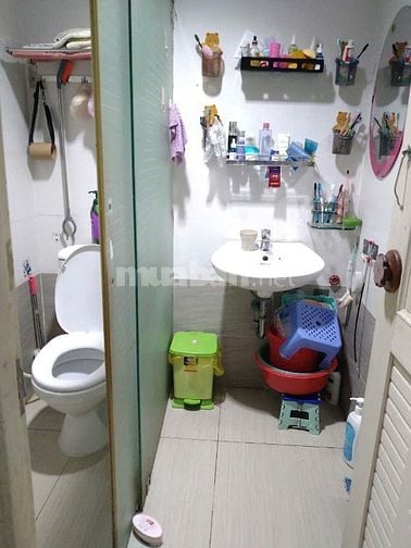 (Chủ gấp bán) CHCC The Useful, 60m2, 2pn, 2wc nhà mới, giá: 2 tỷ