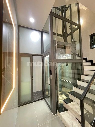 MTNB Lạc Long Quân- Cư Xá Phú Bình 4x12m trệt 3 lầu ST ,THANG MÁY