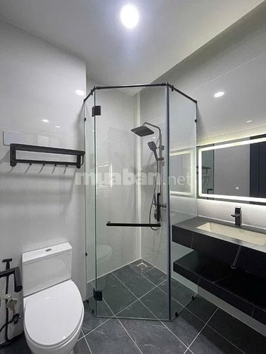 MTNB Lạc Long Quân- Cư Xá Phú Bình 4x12m trệt 3 lầu ST ,THANG MÁY