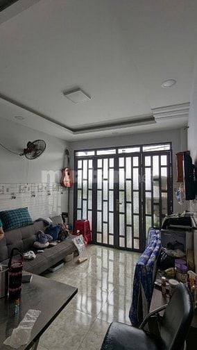 Cho thuê nhà hẻm 3m Hậu Giang P.12 Quận 6 giá 9 triệu  21m2 