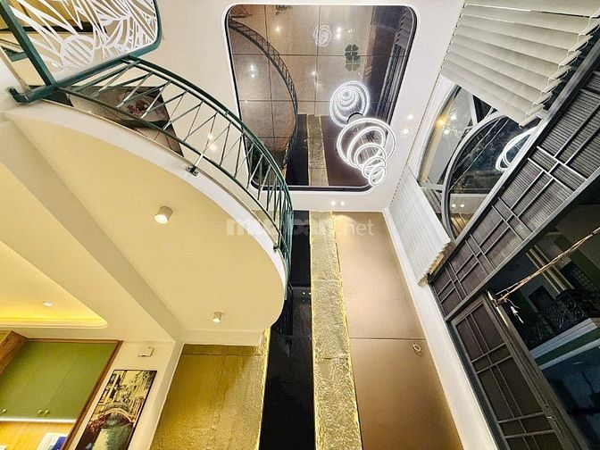 Nhà tuyệt đẹp 3 lầu +ST xe hơi để trong nhà, Đường Số 3, P8, Q.Gò Vấp