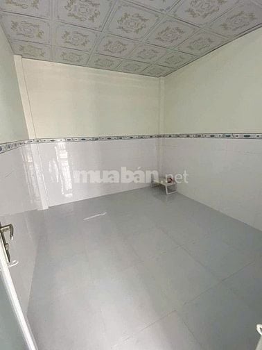 cần bán nhà 1 trệt 1 lầu 55m2 ở Hóc Môn giá 710 triệu.