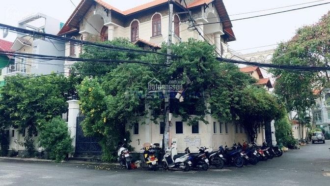 Bán nhà siêu biệt thự góc 2 mặt tiền đường Tú Xương, DT 12x20m