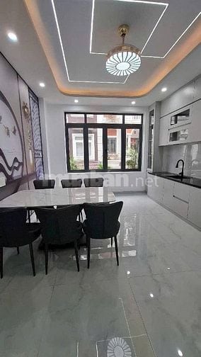 Chính chủ gửi bán gấp nhà đẹp mới 💯 4*14 trệt 3 lầu giá 5ty5 TL 