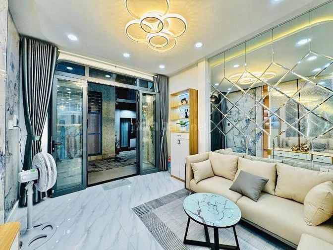 Gần Mặt Tiền, Nhà Mới, 40m2, 3PN, Lý Thường Kiệt, Quận Gò Vấp. 