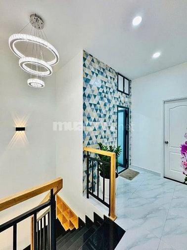 Gần Mặt Tiền, Nhà Mới, 40m2, 3PN, Lý Thường Kiệt, Quận Gò Vấp. 