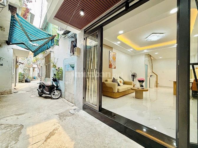 Nhà đẹp trệt+2 lầu Đường Số 2, P3, Q.Gò Vấp, ngay bệnh viện 175