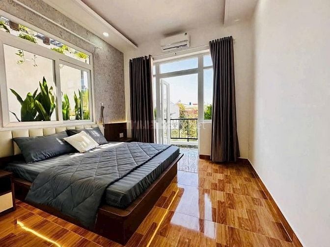 Bán nhà Ký Con, 40m2 (4*10), SHR, hẻm xe hơi 4,5m, 1T1L vị trí đắc địa