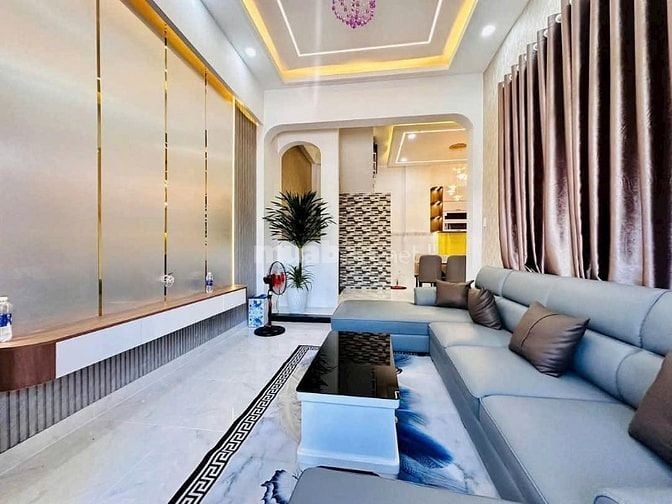 Bán nhà Ký Con, 40m2 (4*10), SHR, hẻm xe hơi 4,5m, 1T1L vị trí đắc địa