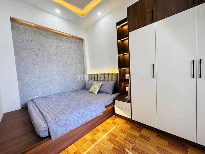 Bán nhà Ký Con, 40m2 (4*10), SHR, hẻm xe hơi 4,5m, 1T1L vị trí đắc địa