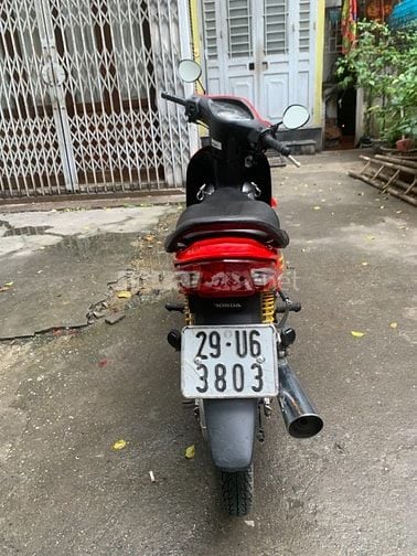 Bán xe Honda Wave RS 100cc màu đỏ cờ, xe rất đẹp, máy êm ru