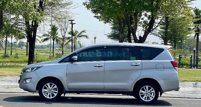 Bán Toyota innova 2018 MT giá rẻ nhất thị trường 