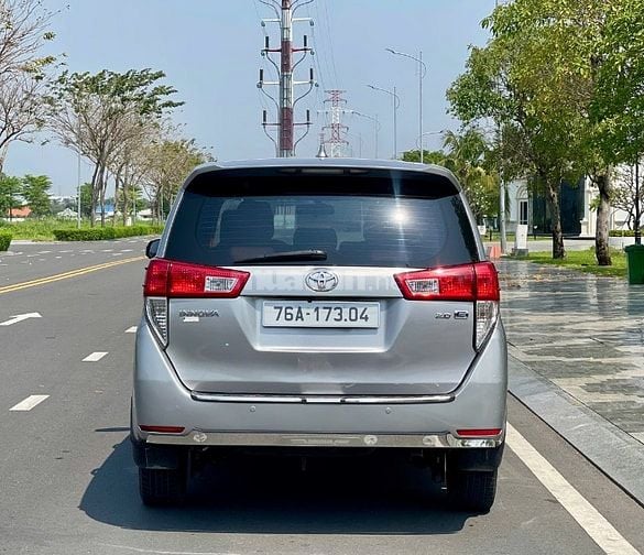 Bán Toyota innova 2018 MT giá rẻ nhất thị trường 