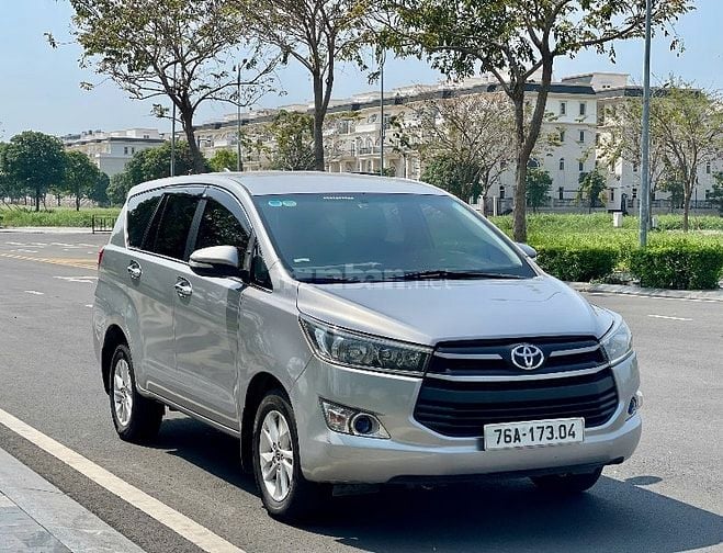 Bán Toyota innova 2018 MT giá rẻ nhất thị trường 