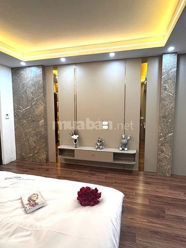 BÁN NHÀ TÂY HỒ , NHÀ ĐẸP ĐẦY ĐỦ CÔNG NĂNG Ở NGAY , OTO