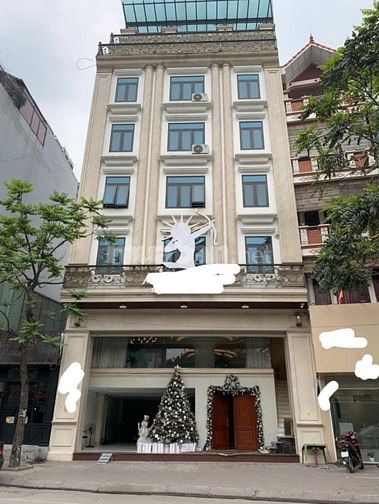 Cực Phẩm BÁN NHÀ MẶT PHỐ XUÂN DIỆU, TÂY HỒ: 200m2, MT 8m, 3 tầng. VIP