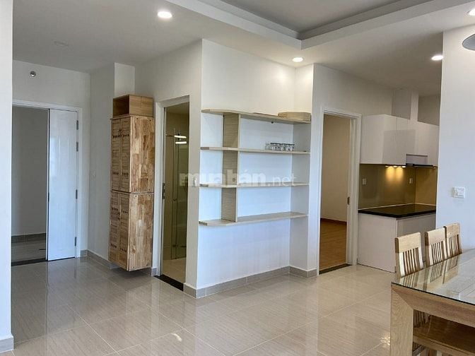 Cho thuê Căn hộ cao cấp 3 phòng ngũ, 98m2, giá 15 triệu đồng/tháng