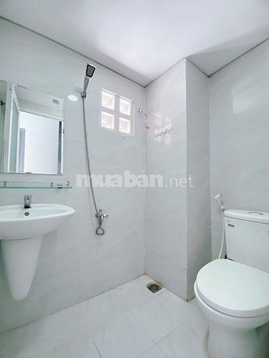 Phòng 22m2-4,8tr gác lửng, cửa sổ, full nội thất, thang máy ngay BXMĐ