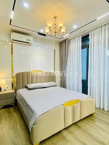 Bán nhà ở đường Hoàng Văn Thái, phường Tân Phú, quận 7, giá 2 tỷ 400 t