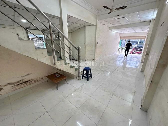 Mặt Tiền Phan Đình Phùng 150m2 - 2 Tầng 2 Phòng - Sát Cầu Kiệu Giao Q1