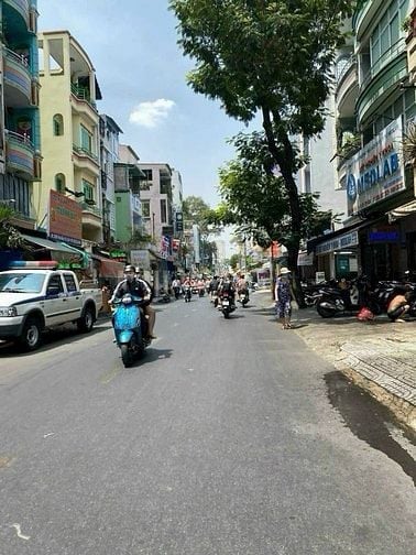 🌹48m2 mặt tiền  2 lầu đang cho thuê 18tr
