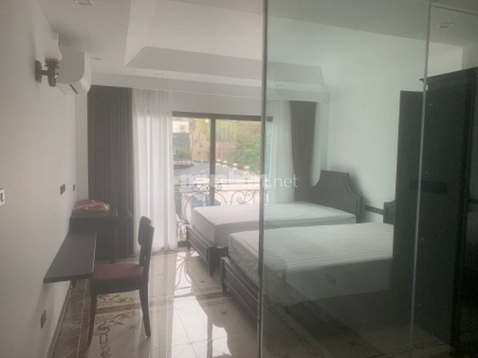 Cho thuê khách sạn TT phố cổ 13 phòng, mới 100%