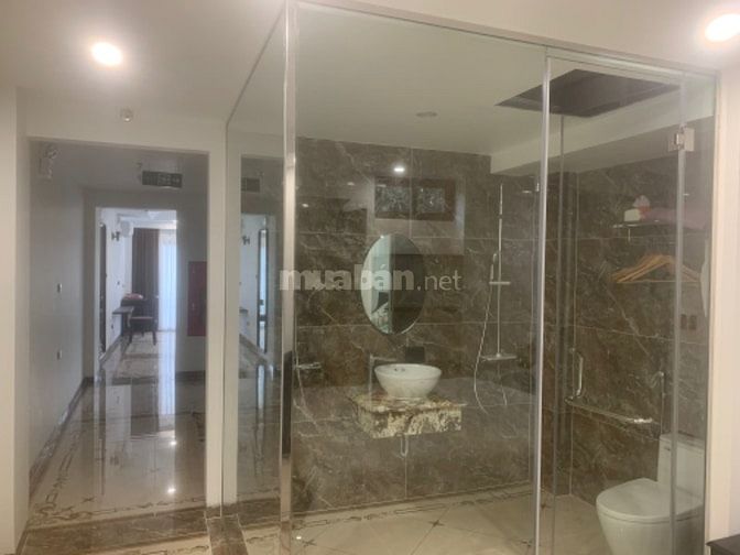 Cho thuê khách sạn TT phố cổ 13 phòng, mới 100%