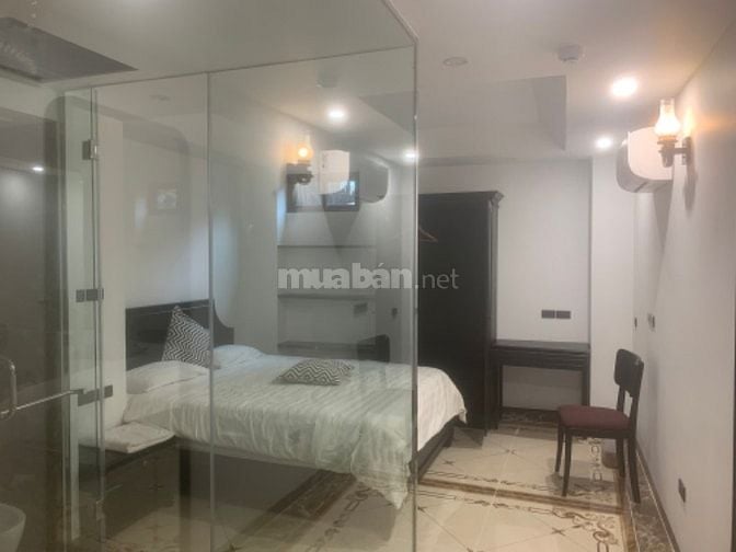 Cho thuê khách sạn TT phố cổ 13 phòng, mới 100%