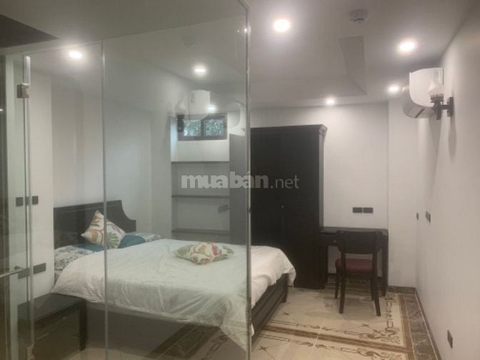 Cho thuê khách sạn TT phố cổ 13 phòng, mới 100%