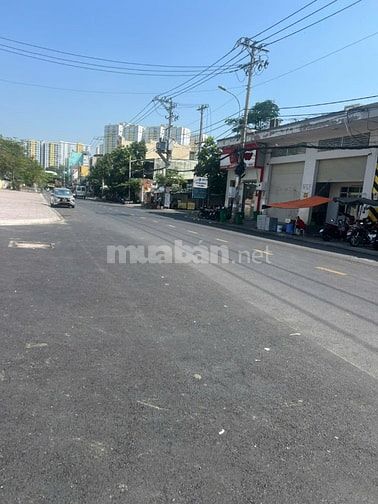 Bán dãy nhà phố + Đất đường An Dương Vương - Võ Văn Kiệt, P.16, Quận 8