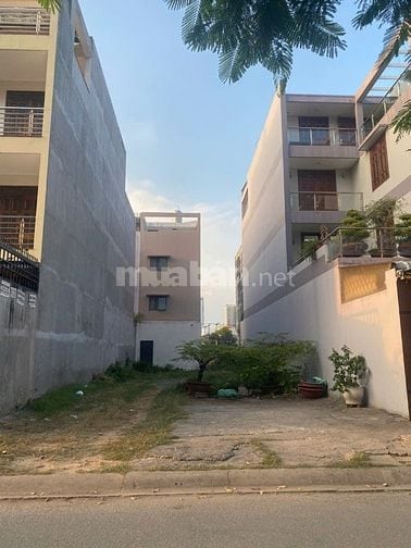 Đất góc 2mt 5m x 22m đường LÊ VĂN THỊNH vị trí đẹp, giá tốt 12,6 tỷ