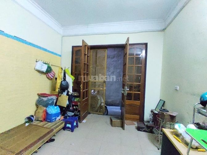 Bán Nhà Phường Liễu Giai giá rẻ chưa qua đầu tư