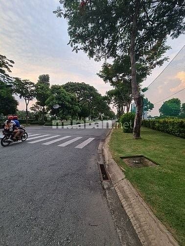 BÁN ĐẤT NỀN (NHÀ PHỐ TM) 4.5x22m, DA FIVE STAR ECO CITY, sổ hồng 2,8tỷ
