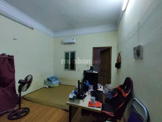 Bán Nhà Phường Liễu Giai giá rẻ chưa qua đầu tư