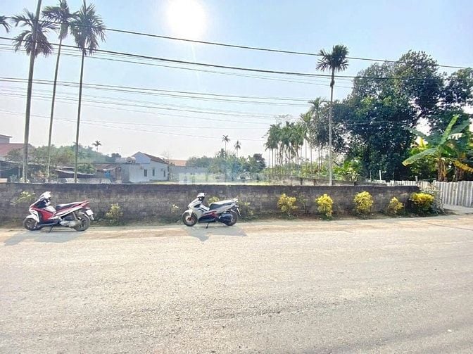 920m2/400m thổ cư lô góc bám đường nhựa liên xã phù hợp phân lô
