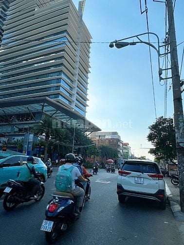 SỐC GIẢM 2 TỶ mặt tiền VIP CMT8 105m2(4.2x25) 7lầu T.máy KD đỉnh 28 tỷ