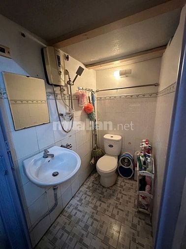 Cho thuê căn hộ Đường Sắt Lô A 590 cmt8 giá 7tr/Th 